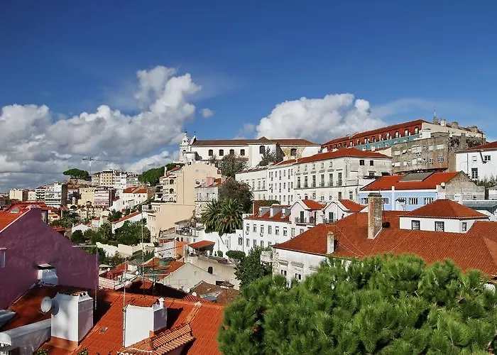 Duplex Lisbon Castle Sao Jorge Apartment